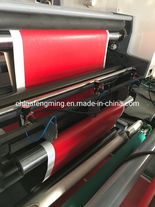 Máquina de impresión de paquetes rojos multicolores FM-B con unidad de relieve y relieve en línea