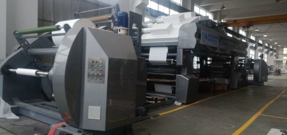 Seca IR con aire caliente Control por ordenador Máquina de película laminadora para 1350 mm de ancho de la web