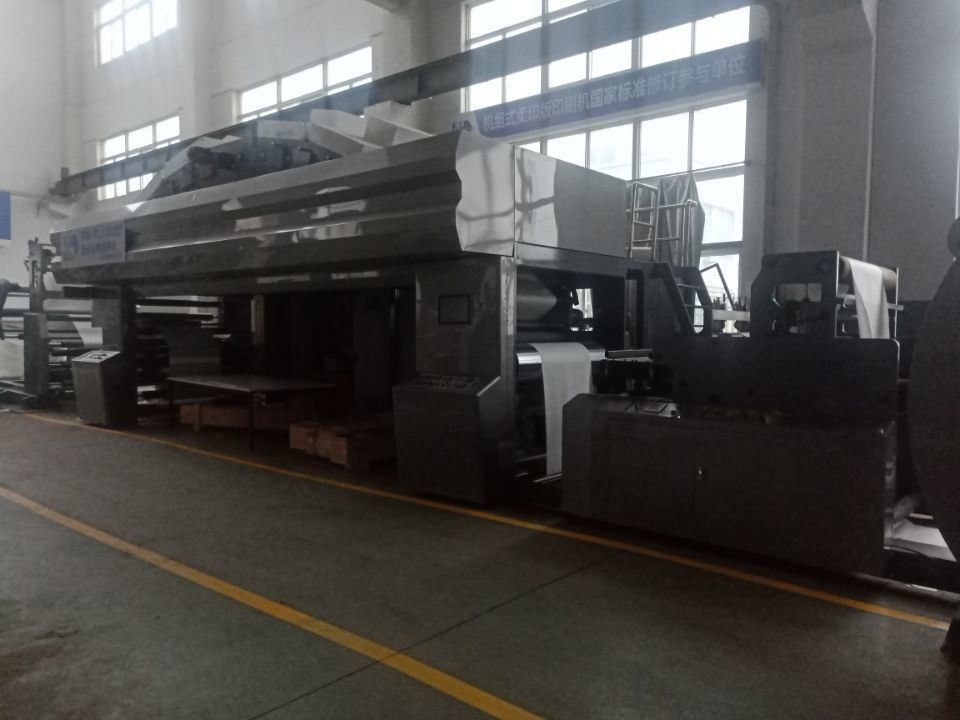 Máquina de recubrimiento de papel de alta velocidad sin parada para papel fino