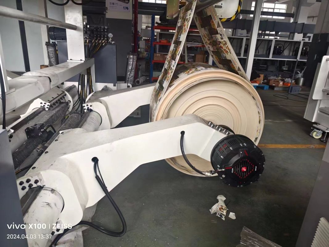 Máquina de recubrimiento inverso de grabado en caliente FM-TP1350 para la producción automática de papel de embalaje