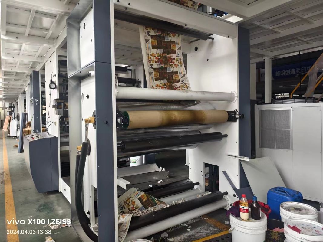 Máquina de recubrimiento inverso de grabado en caliente FM-TP1350 para la producción automática de papel de embalaje