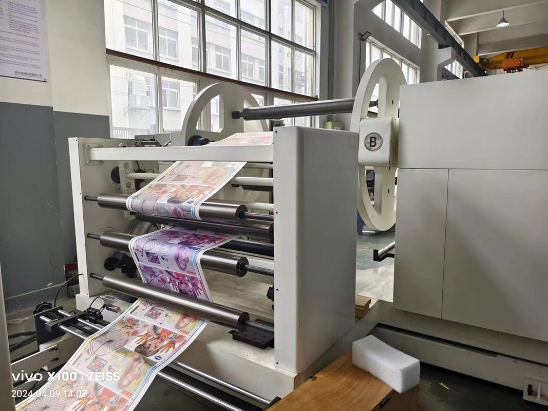 Máquina de impresión flexográfica en cascada de tipo vertical para materiales no tejidos de papel