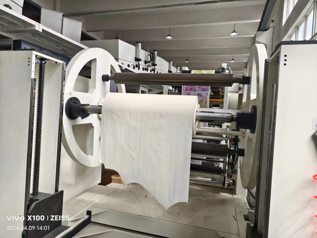 Máquina de impresión flexográfica en cascada de tipo vertical para materiales no tejidos de papel