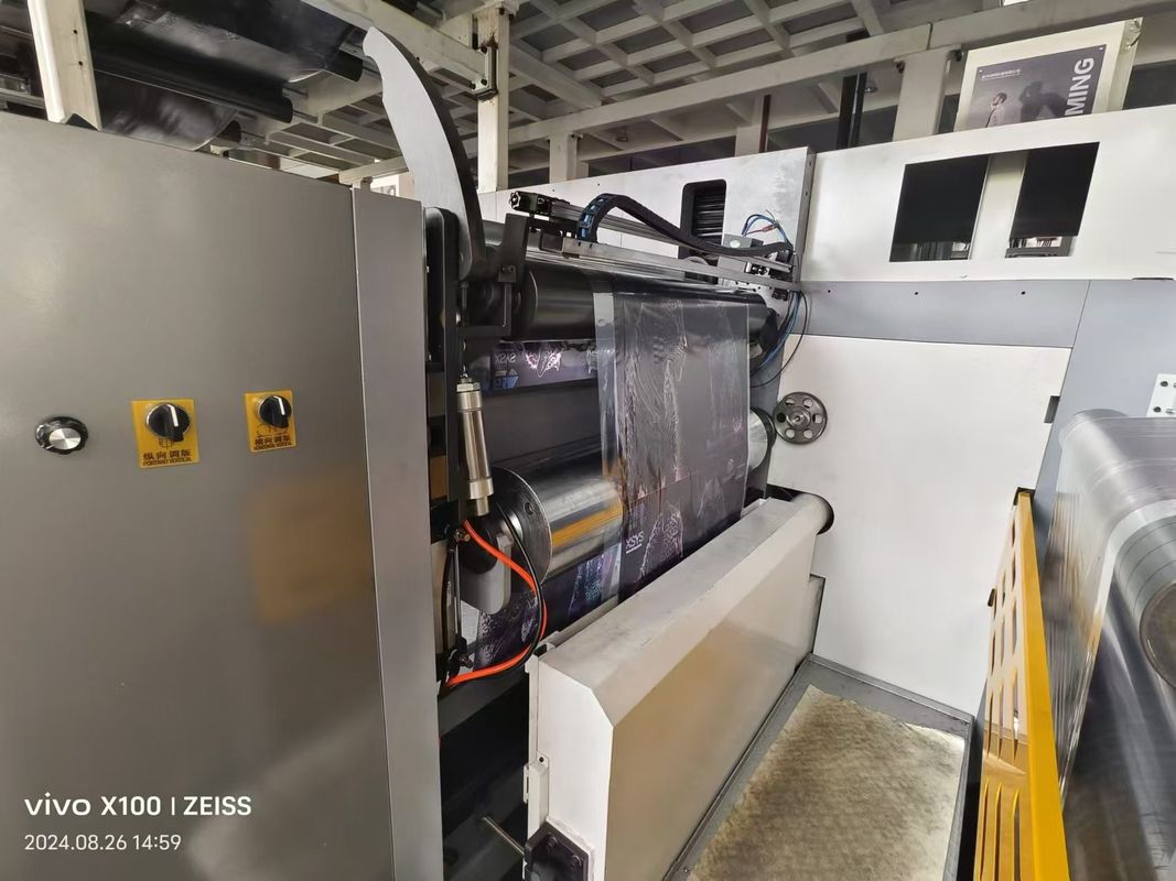 Máquina de impresión flexográfica no tejida de alta eficiencia para etiquetas de tejido